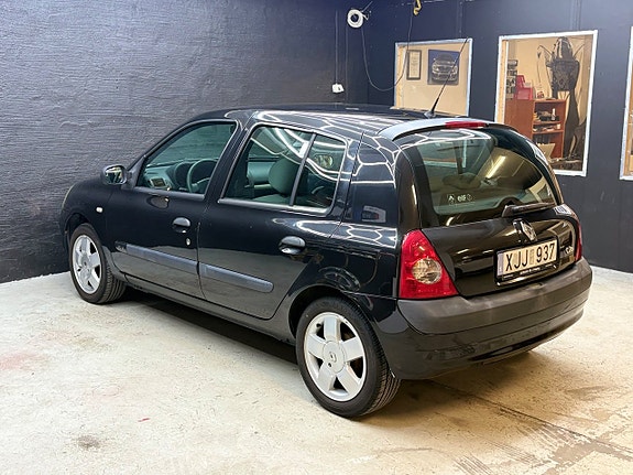 Renault Clio 7 of 18