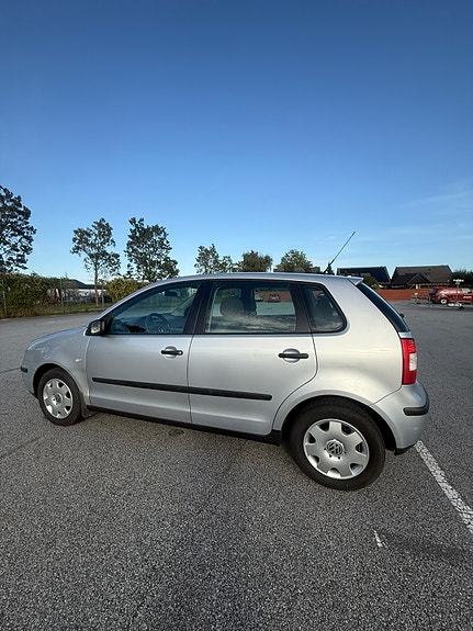 Volkswagen Polo 4 of 13