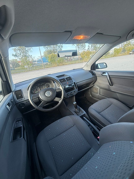 Volkswagen Polo 6 of 13