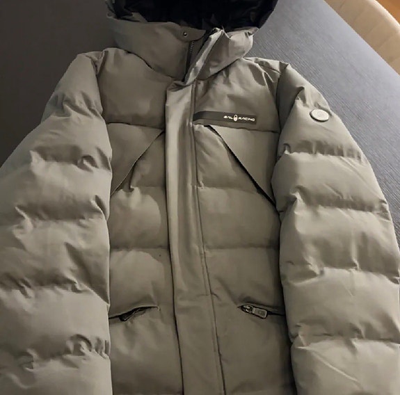 Product image 1 of 3