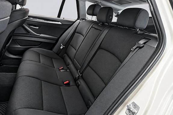 BMW 525d 11 of 17