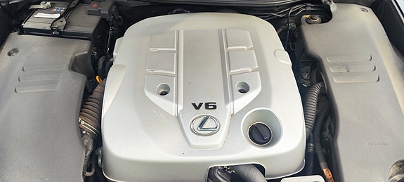 Lexus GS300 6 of 8