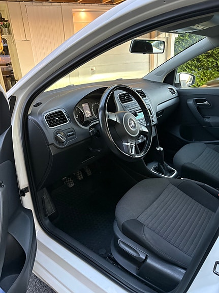 Volkswagen Polo 3 of 6