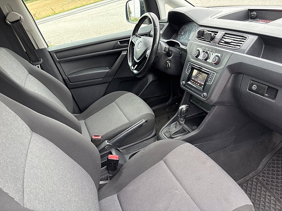 Volkswagen Caddy Maxi 3 of 10