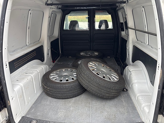 Volkswagen Caddy Maxi 7 of 10