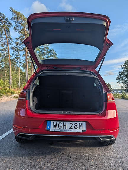 Volkswagen Golf VII 12 of 13