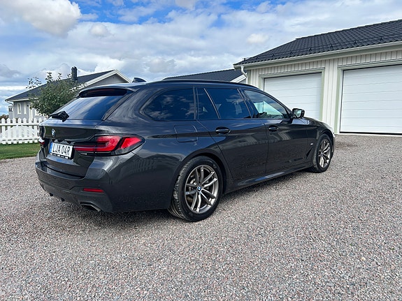 BMW 520d 4 of 8