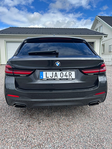 BMW 520d 5 of 8
