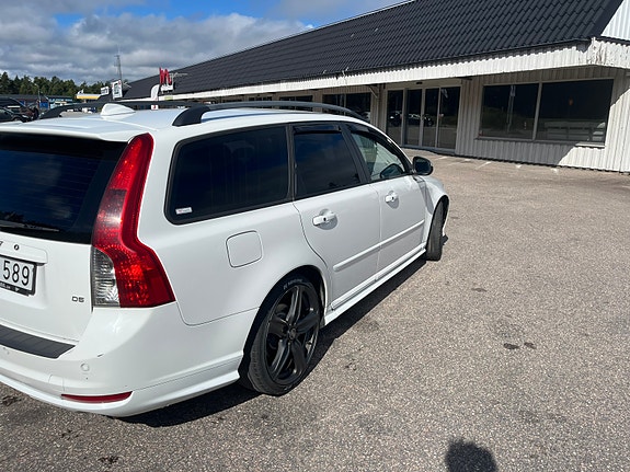 Volvo V50 6 of 17