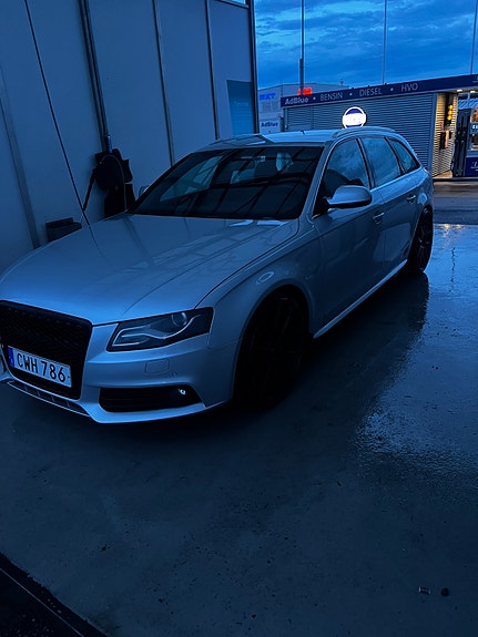Audi A4 3 of 10