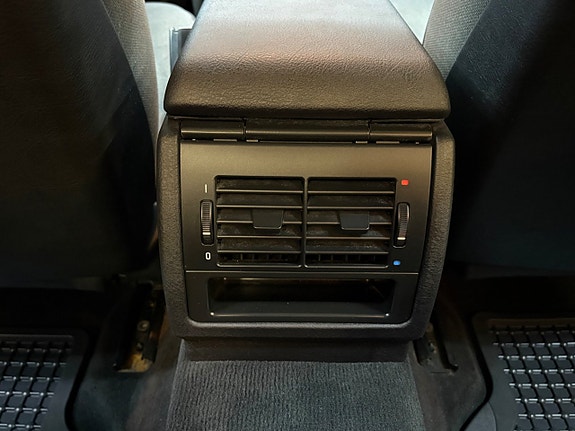 BMW 520i 14 of 22