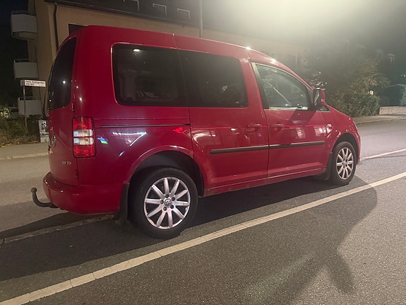 Volkswagen Caddy 8 of 8