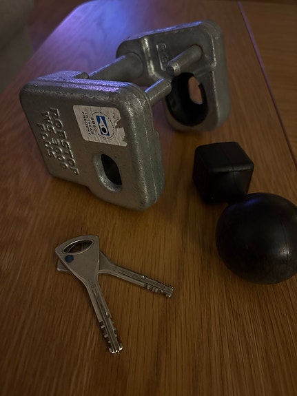 Product image 2 of 3
