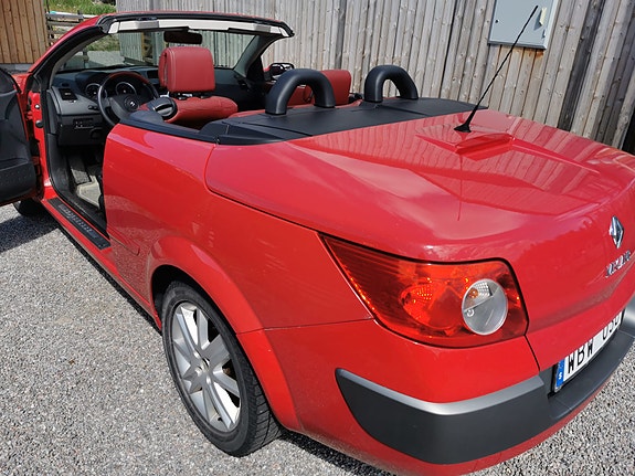 Renault Megane II 2 of 4