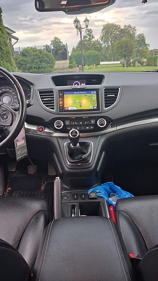 Honda CR-V 3 of 9