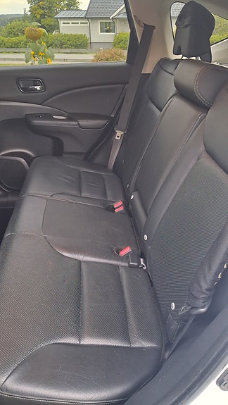 Honda CR-V 4 of 9