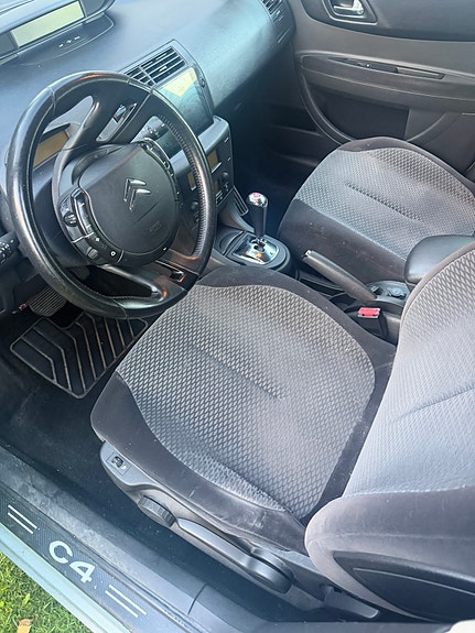 Citroen C4 6 of 7
