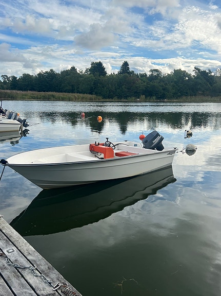 Örnvik 481R 40 hk yamaha 2 of 10