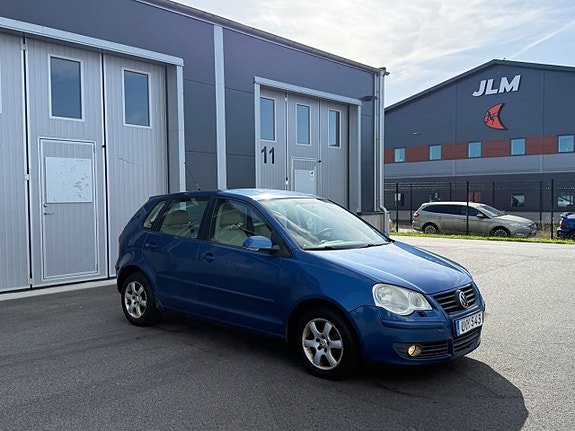 Volkswagen Polo 6 of 8
