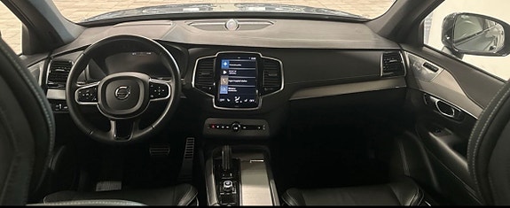 Volvo XC90 6 of 11