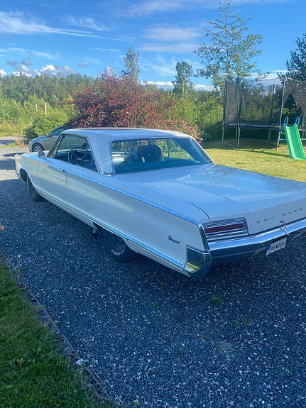 Chrysler Newport 6 of 7