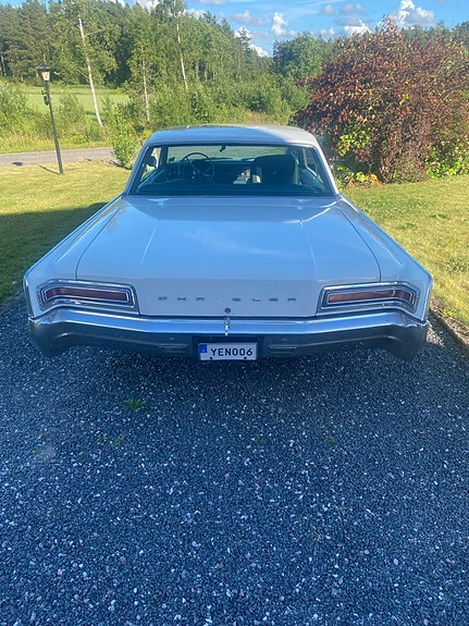 Chrysler Newport 5 of 7