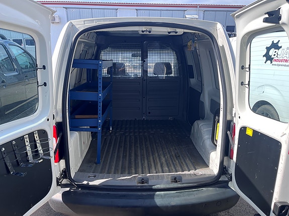 Volkswagen Caddy 7 of 8