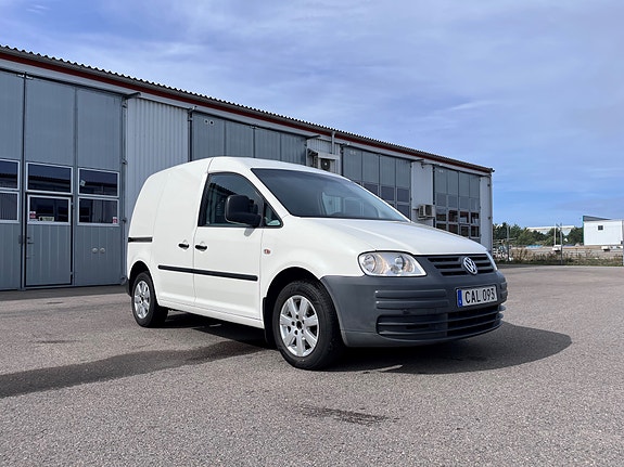 Volkswagen Caddy 2 of 8