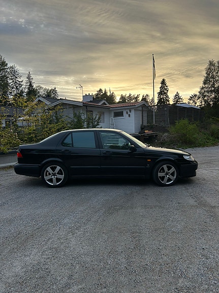 Saab 9-5 3 of 10