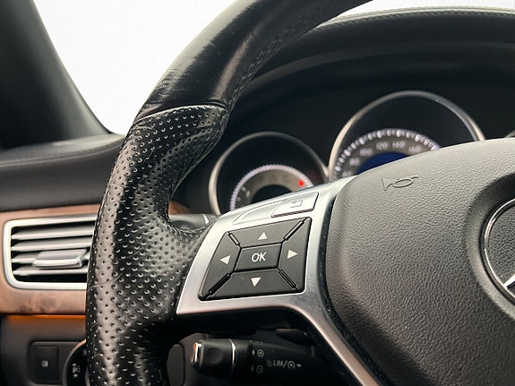 Mercedes-Benz CLS350 19 of 30