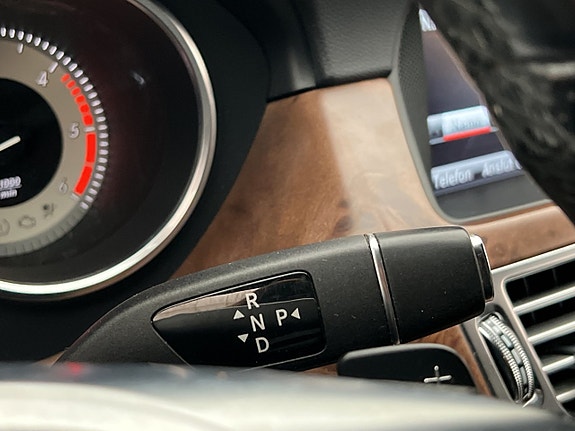 Mercedes-Benz CLS350 27 of 30