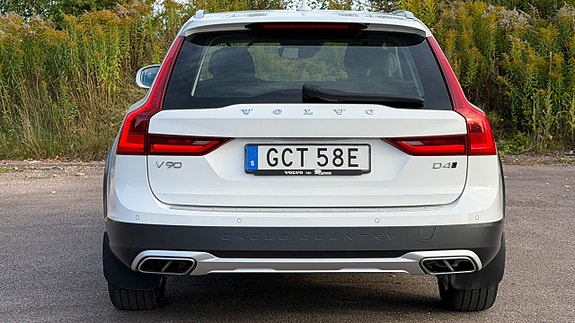Volvo V90 Cross Country 5 of 30
