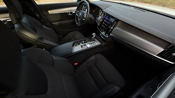 Volvo V90 Cross Country 15 of 30