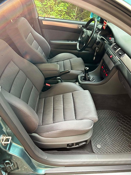 Audi A6 3 of 5