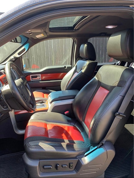Ford F-150 3 of 5