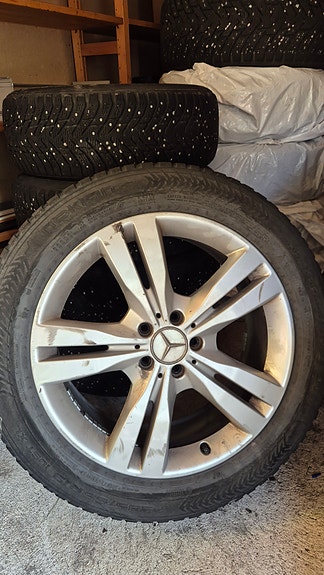 Mercedes-Benz ML350 26 of 26
