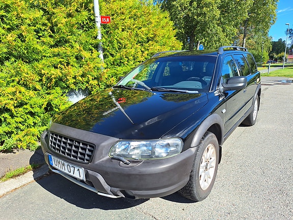 Volvo XC70 3 of 3