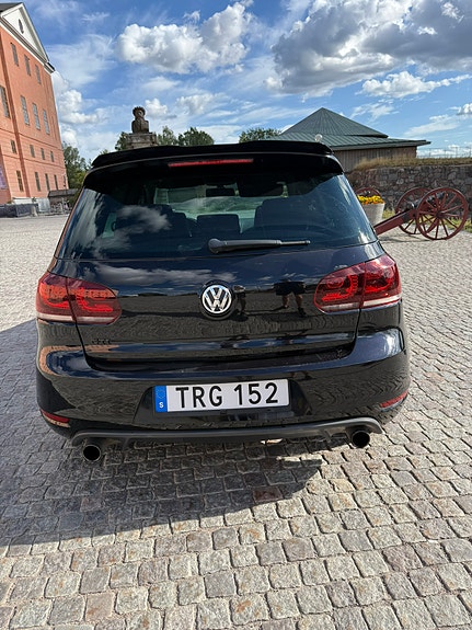 Volkswagen Golf VI 6 of 12