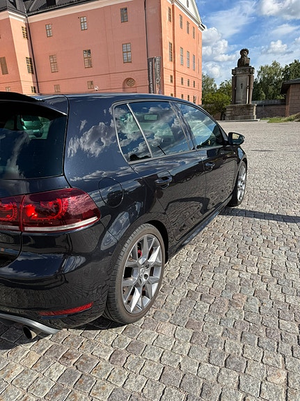 Volkswagen Golf VI 5 of 12