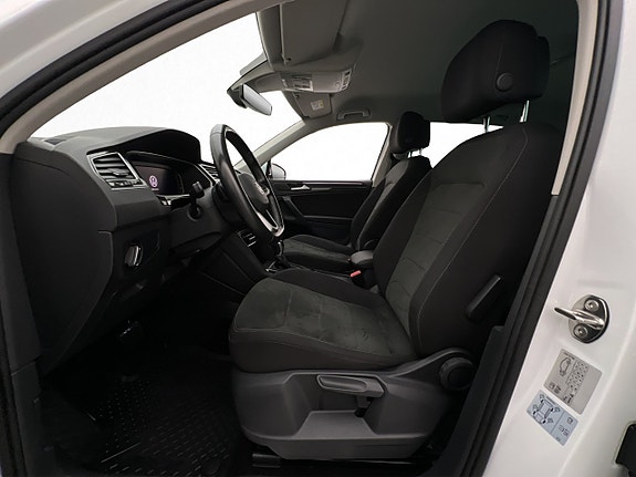 Volkswagen Tiguan 9 of 28