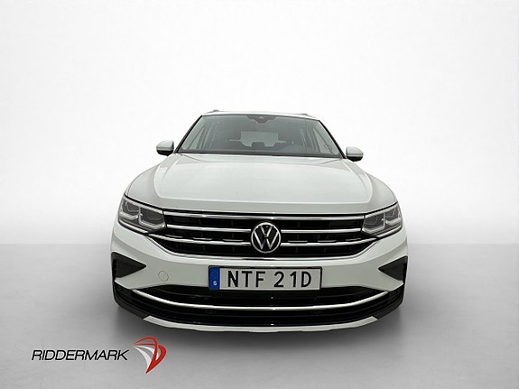 Volkswagen Tiguan 2 of 28