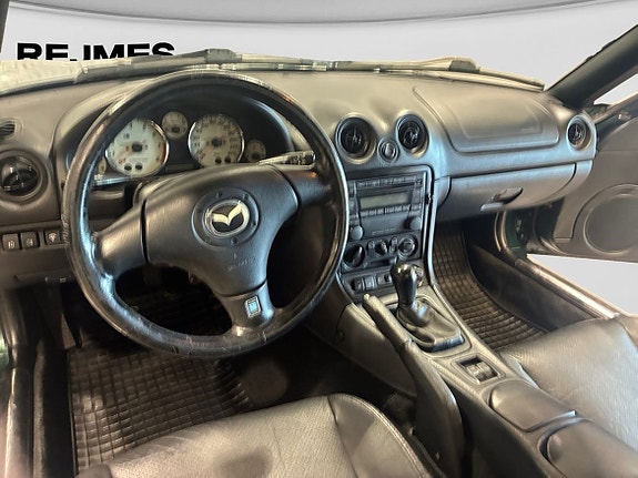 Mazda MX-5 16 of 17