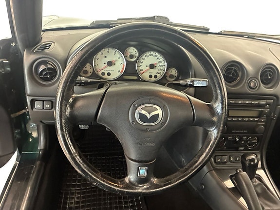 Mazda MX-5 10 of 14