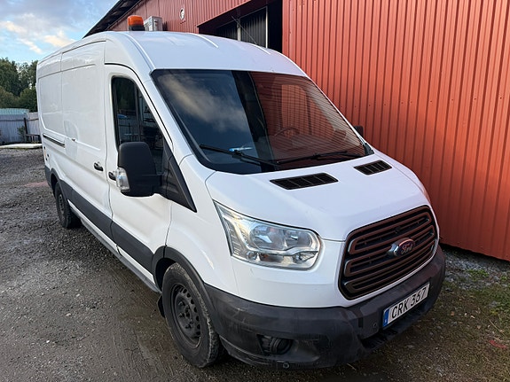 Ford Transit 2 of 6