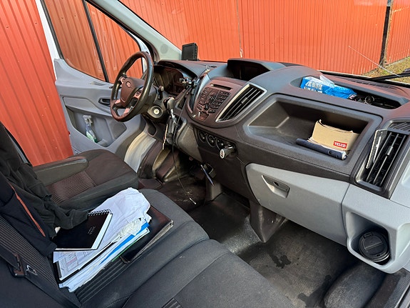 Ford Transit 6 of 6