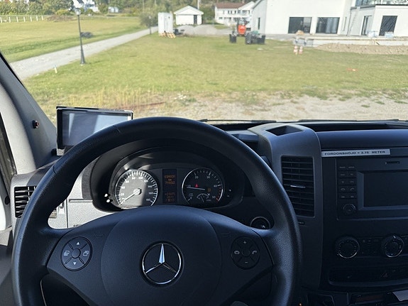 Mercedes-Benz Sprinter 516 13 of 17