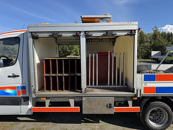 Mercedes-Benz Sprinter 516 10 of 17