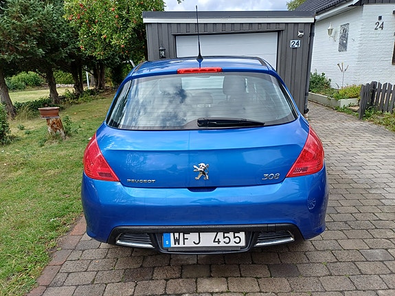 Peugeot 308 6 of 8