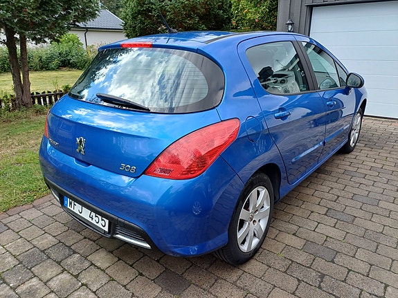 Peugeot 308 3 of 8