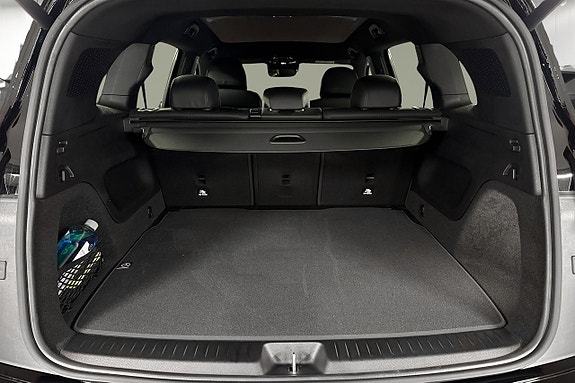 Mercedes-Benz GLB250+ 13 of 20